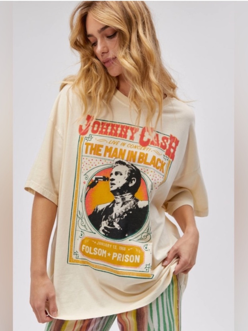 Daydreamer Cream Johnny Cash 'The Man in Black' Graphic Tee
